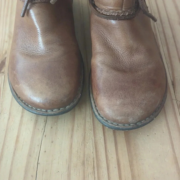UGG Leather Caspia Boot size 7 - Picture 3 of 7